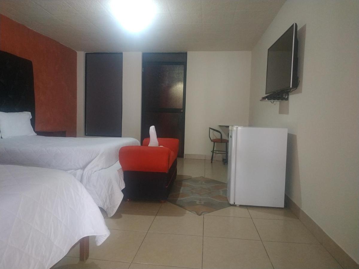 Hotel El Obraje Quito-Airport Exterior foto